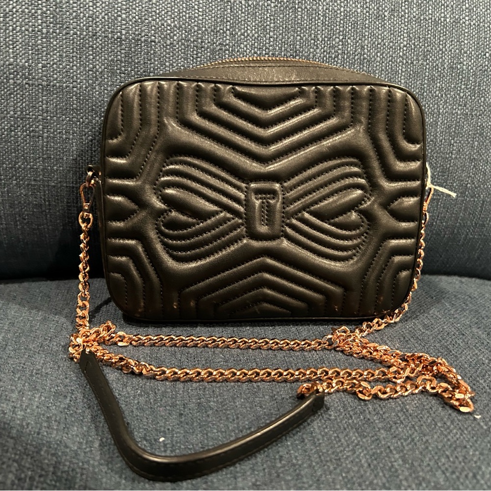 TED BAKER Quilted Leather Camera Crossbody Bag - Picture 2 of 13